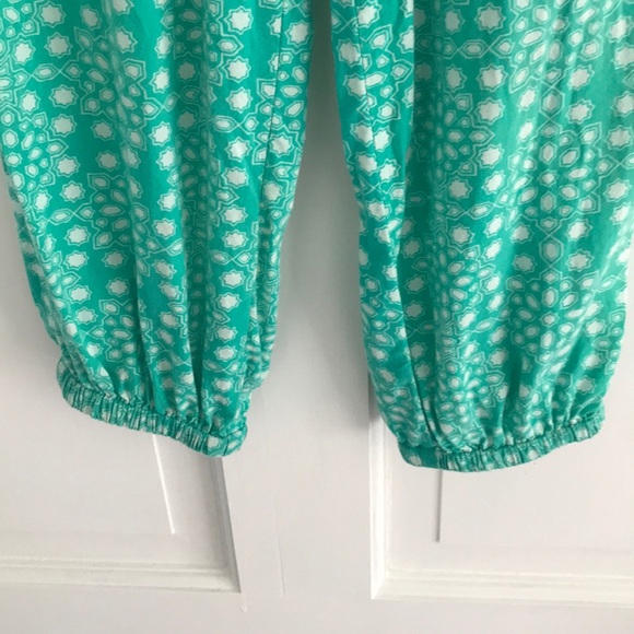 Girls Capped Sleeve Jumpsuit - Picture 4 of 6